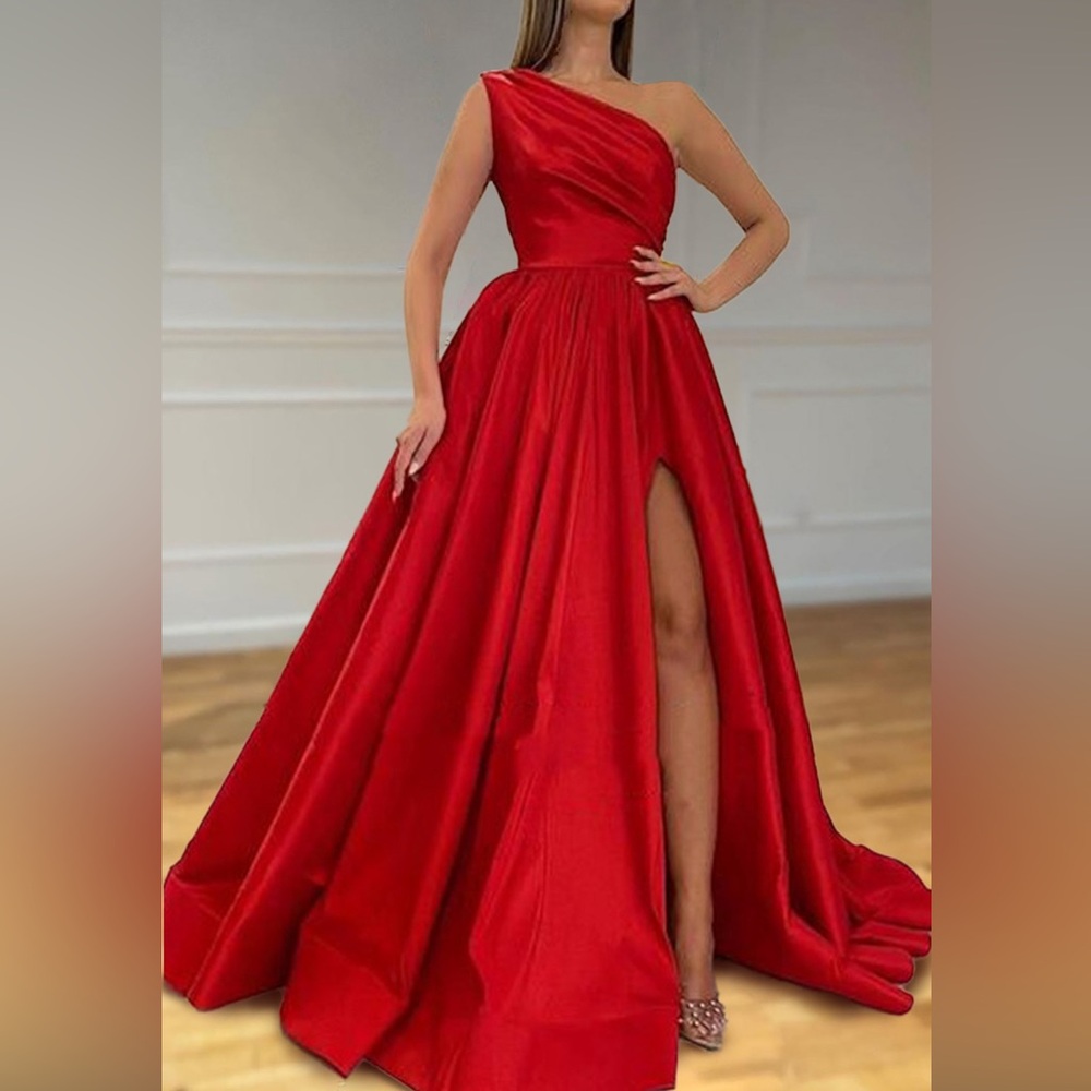 STACEES A-line One-Shoulder Satin Prom/Gala Dress With Pleated Split Size 2